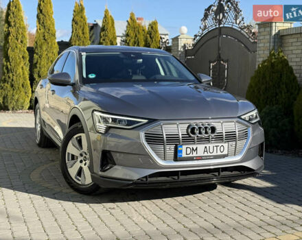 Серый Ауди E-Tron, объемом двигателя 0 л и пробегом 90 тыс. км за 33000 $, фото 7 на Automoto.ua