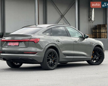 Ауди E-Tron 2022 в Виннице на Automoto.ua Серый Ауди E-Tron, объемом двигателя 0 л и пробегом 150 тыс. км за 39207 $, фото 14 на Automoto.ua