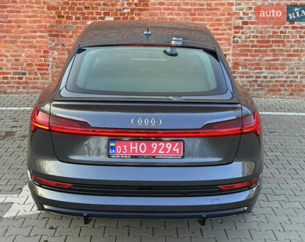 Серый Ауди E-Tron, объемом двигателя 0 л и пробегом 84 тыс. км за 39999 $, фото 24 на Automoto.ua