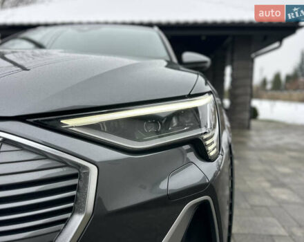 Серый Ауди E-Tron, объемом двигателя 0 л и пробегом 48 тыс. км за 49999 $, фото 25 на Automoto.ua