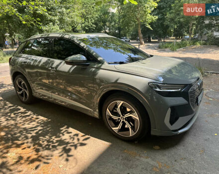 Серый Ауди E-Tron, объемом двигателя 0 л и пробегом 10 тыс. км за 37000 $, фото 3 на Automoto.ua
