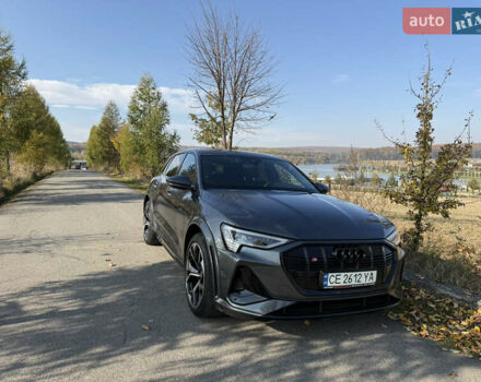 Серый Ауди E-Tron, объемом двигателя 0 л и пробегом 65 тыс. км за 53900 $, фото 36 на Automoto.ua