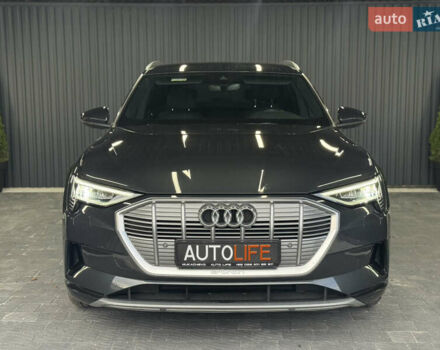 Сірий Ауді E-Tron, об'ємом двигуна 0 л та пробігом 99 тис. км за 33500 $, фото 1 на Automoto.ua