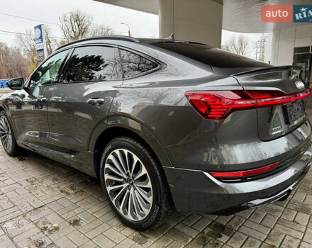 Сірий Ауді E-Tron, об'ємом двигуна 0 л та пробігом 39 тис. км за 46500 $, фото 15 на Automoto.ua