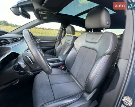 Сірий Ауді E-Tron, об'ємом двигуна 0 л та пробігом 80 тис. км за 38700 $, фото 28 на Automoto.ua