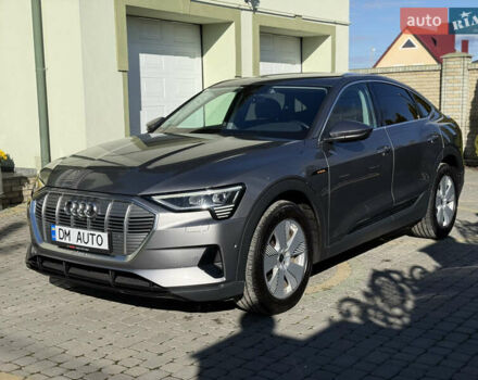Серый Ауди E-Tron, объемом двигателя 0 л и пробегом 90 тыс. км за 33000 $, фото 28 на Automoto.ua