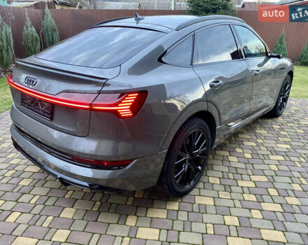 Сірий Ауді E-Tron, об'ємом двигуна 0 л та пробігом 43 тис. км за 45500 $, фото 8 на Automoto.ua