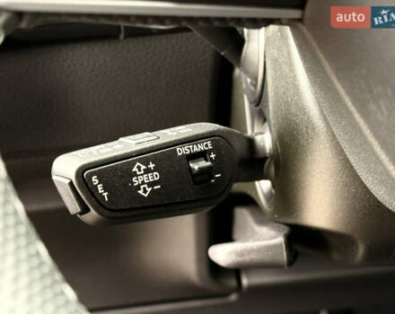 Серый Ауди E-Tron, объемом двигателя 0 л и пробегом 104 тыс. км за 39820 $, фото 37 на Automoto.ua