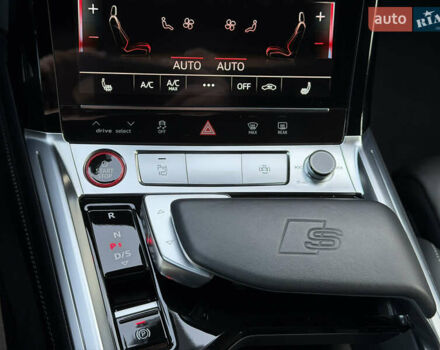 Серый Ауди E-Tron, объемом двигателя 0 л и пробегом 14 тыс. км за 53999 $, фото 133 на Automoto.ua