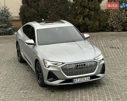 Сірий Ауді E-Tron, об'ємом двигуна 0 л та пробігом 80 тис. км за 39900 $, фото 18 на Automoto.ua