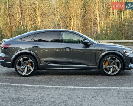 Серый Ауди E-Tron, объемом двигателя 0 л и пробегом 14 тыс. км за 53999 $, фото 12 на Automoto.ua