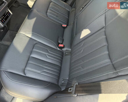 Серый Ауди E-Tron, объемом двигателя 0 л и пробегом 65 тыс. км за 53900 $, фото 15 на Automoto.ua