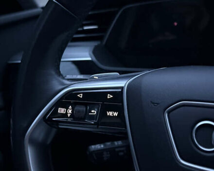 Серый Ауди E-Tron, объемом двигателя 0 л и пробегом 45 тыс. км за 42000 $, фото 26 на Automoto.ua