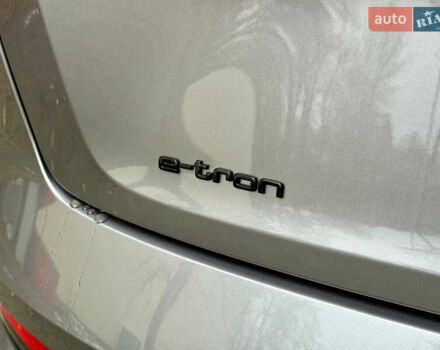 Серый Ауди E-Tron, объемом двигателя 0 л и пробегом 39 тыс. км за 44500 $, фото 16 на Automoto.ua
