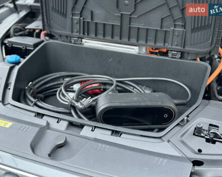 Серый Ауди E-Tron, объемом двигателя 0 л и пробегом 48 тыс. км за 49999 $, фото 99 на Automoto.ua