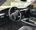 Серый Ауди E-Tron, объемом двигателя 0 л и пробегом 85 тыс. км за 33700 $, фото 30 на Automoto.ua