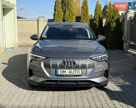 Серый Ауди E-Tron, объемом двигателя 0 л и пробегом 90 тыс. км за 33000 $, фото 15 на Automoto.ua