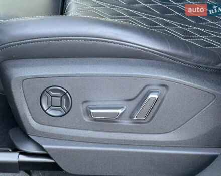 Серый Ауди E-Tron, объемом двигателя 0 л и пробегом 14 тыс. км за 53999 $, фото 76 на Automoto.ua