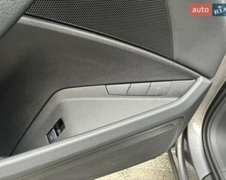 Серый Ауди E-Tron, объемом двигателя 0 л и пробегом 112 тыс. км за 31900 $, фото 75 на Automoto.ua