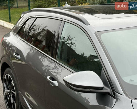 Сірий Ауді E-Tron, об'ємом двигуна 0 л та пробігом 151 тис. км за 29500 $, фото 51 на Automoto.ua