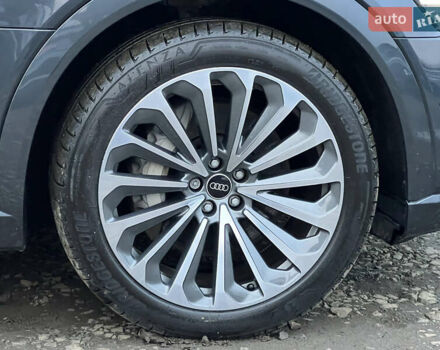 Серый Ауди E-Tron, объемом двигателя 0 л и пробегом 32 тыс. км за 41367 $, фото 22 на Automoto.ua
