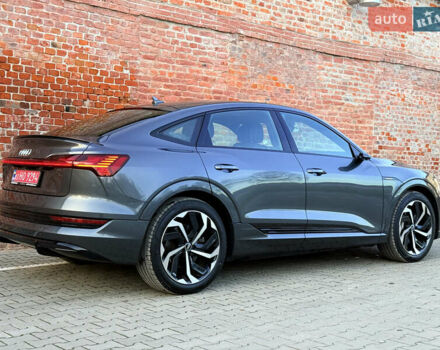 Серый Ауди E-Tron, объемом двигателя 0 л и пробегом 84 тыс. км за 39999 $, фото 8 на Automoto.ua