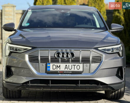 Серый Ауди E-Tron, объемом двигателя 0 л и пробегом 90 тыс. км за 33000 $, фото 13 на Automoto.ua