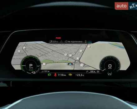 Сірий Ауді E-Tron, об'ємом двигуна 0 л та пробігом 49 тис. км за 36500 $, фото 56 на Automoto.ua
