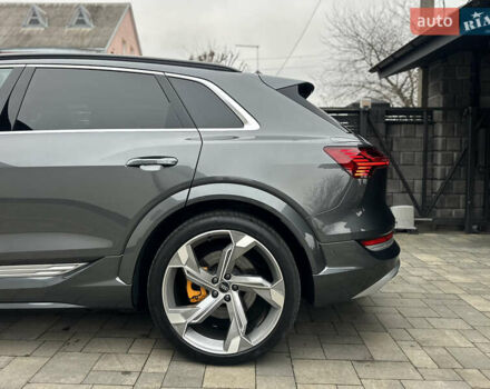 Сірий Ауді E-Tron, об'ємом двигуна 0 л та пробігом 22 тис. км за 49999 $, фото 10 на Automoto.ua