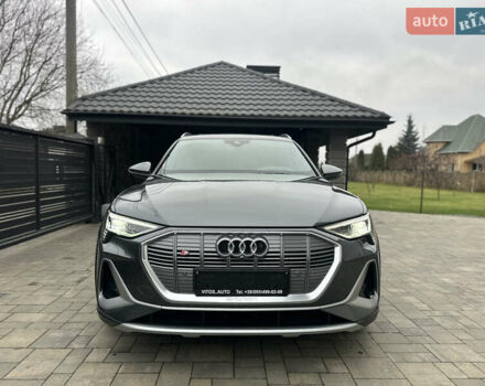 Сірий Ауді E-Tron, об'ємом двигуна 0 л та пробігом 48 тис. км за 49999 $, фото 15 на Automoto.ua