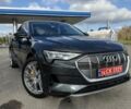 Серый Ауди E-Tron, объемом двигателя 0 л и пробегом 31 тыс. км за 40500 $, фото 1 на Automoto.ua