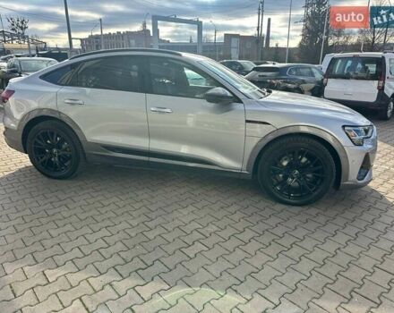 Сірий Ауді E-Tron, об'ємом двигуна 0 л та пробігом 27 тис. км за 53990 $, фото 3 на Automoto.ua