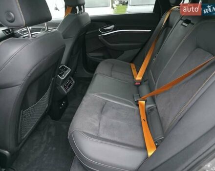 Серый Ауди E-Tron, объемом двигателя 0 л и пробегом 149 тыс. км за 36900 $, фото 15 на Automoto.ua