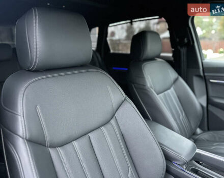 Серый Ауди E-Tron, объемом двигателя 0 л и пробегом 48 тыс. км за 49999 $, фото 90 на Automoto.ua