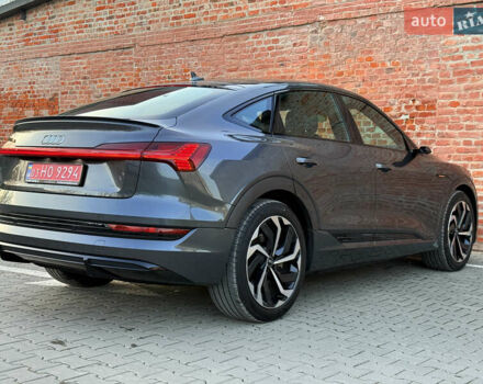 Серый Ауди E-Tron, объемом двигателя 0 л и пробегом 84 тыс. км за 39999 $, фото 21 на Automoto.ua