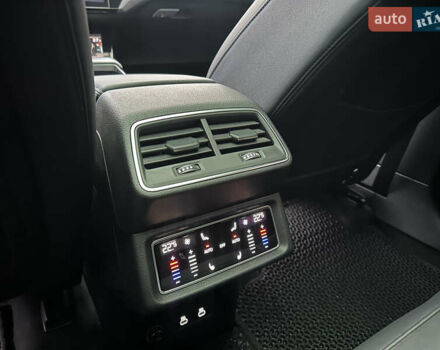 Сірий Ауді E-Tron, об'ємом двигуна 0 л та пробігом 80 тис. км за 39900 $, фото 10 на Automoto.ua