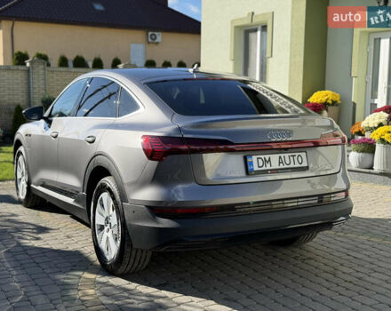 Серый Ауди E-Tron, объемом двигателя 0 л и пробегом 90 тыс. км за 33000 $, фото 26 на Automoto.ua