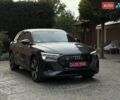 Серый Ауди E-Tron, объемом двигателя 0 л и пробегом 43 тыс. км за 41777 $, фото 3 на Automoto.ua