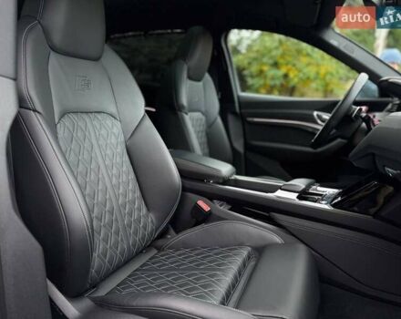 Сірий Ауді E-Tron, об'ємом двигуна 0 л та пробігом 28 тис. км за 47700 $, фото 22 на Automoto.ua