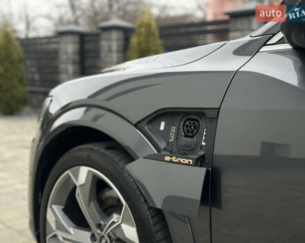 Сірий Ауді E-Tron, об'ємом двигуна 0 л та пробігом 48 тис. км за 49999 $, фото 39 на Automoto.ua