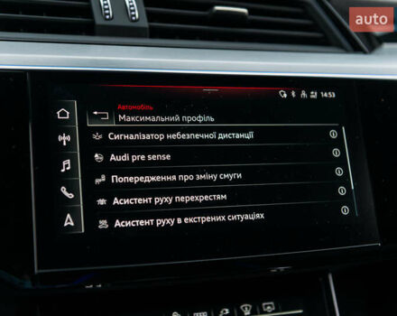 Серый Ауди E-Tron, объемом двигателя 0 л и пробегом 33 тыс. км за 53000 $, фото 45 на Automoto.ua