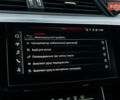 Серый Ауди E-Tron, объемом двигателя 0 л и пробегом 33 тыс. км за 53000 $, фото 45 на Automoto.ua