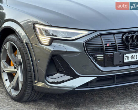Серый Ауди E-Tron, объемом двигателя 0 л и пробегом 14 тыс. км за 53999 $, фото 24 на Automoto.ua