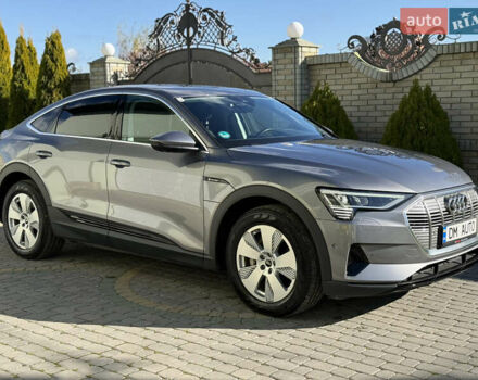 Серый Ауди E-Tron, объемом двигателя 0 л и пробегом 90 тыс. км за 33000 $, фото 22 на Automoto.ua