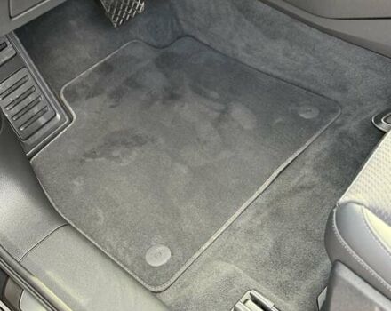 Серый Ауди E-Tron, объемом двигателя 0 л и пробегом 31 тыс. км за 40500 $, фото 40 на Automoto.ua