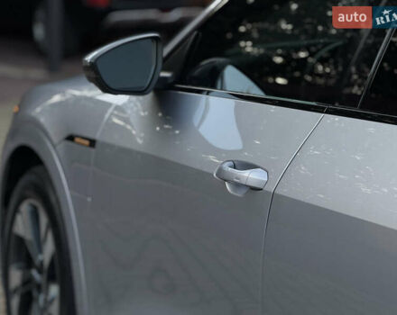 Сірий Ауді E-Tron, об'ємом двигуна 0 л та пробігом 49 тис. км за 36500 $, фото 25 на Automoto.ua