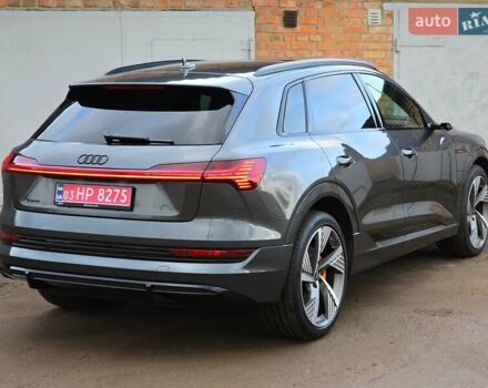 Сірий Ауді E-Tron, об'ємом двигуна 0 л та пробігом 100 тис. км за 41888 $, фото 119 на Automoto.ua