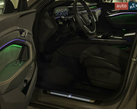 Серый Ауди E-Tron, объемом двигателя 0 л и пробегом 104 тыс. км за 39820 $, фото 69 на Automoto.ua