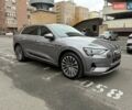Серый Ауди E-Tron, объемом двигателя 0 л и пробегом 112 тыс. км за 31900 $, фото 7 на Automoto.ua