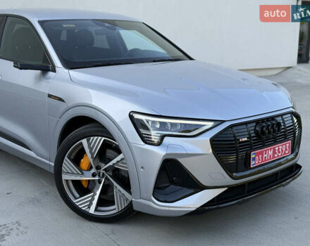 Сірий Ауді E-Tron, об'ємом двигуна 0 л та пробігом 63 тис. км за 39999 $, фото 4 на Automoto.ua